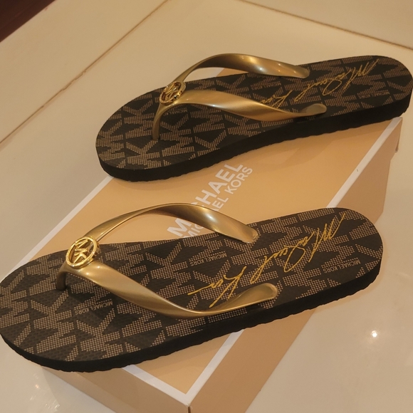 Michael Kors Shoes - Michael Kors Gold/Black Flip Flops